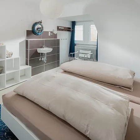 Ferienwohnung 4- Düna Apartment *